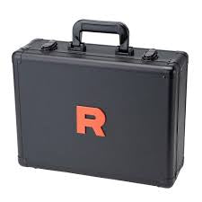 POKEMON- TEAM ROCKET SUITCASE